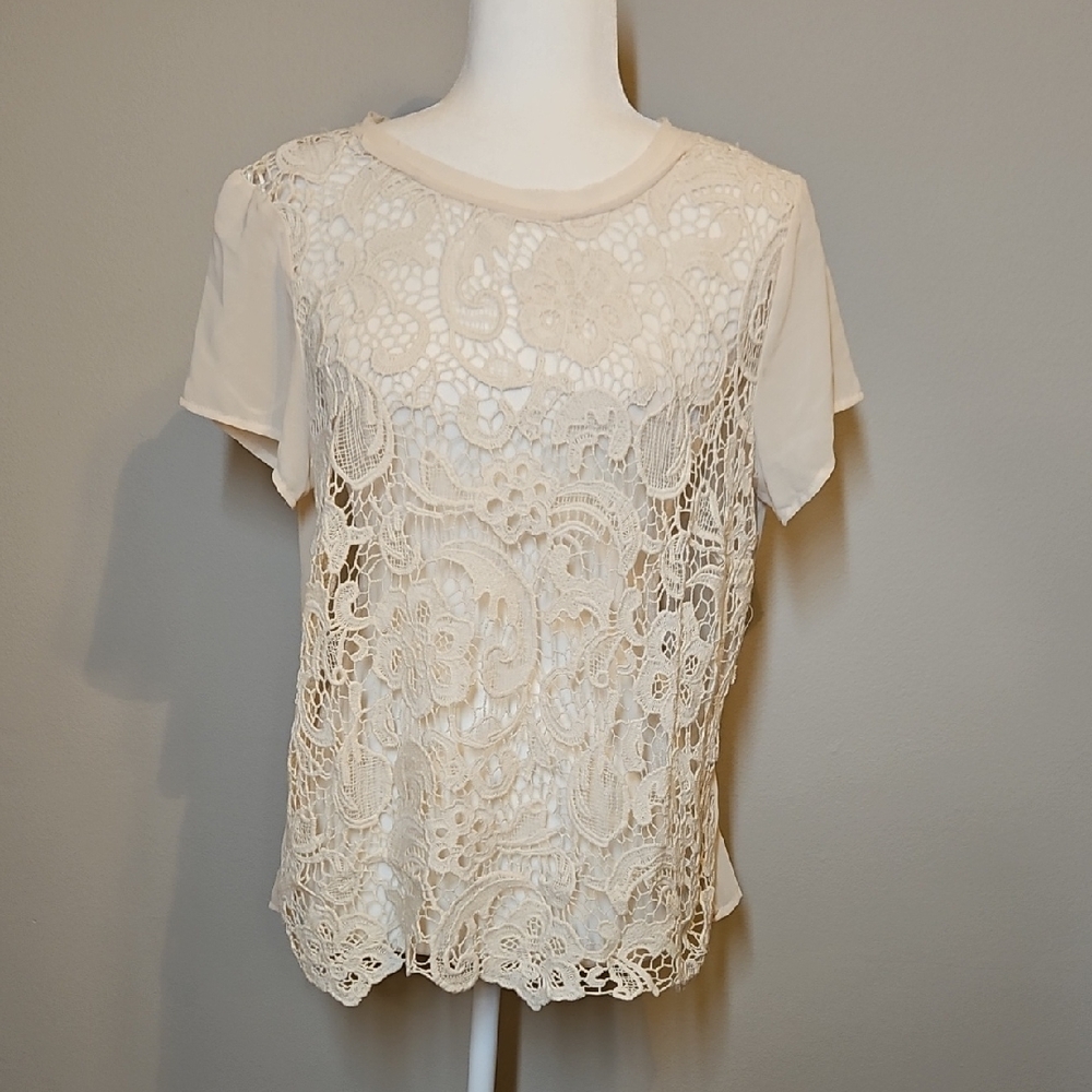 Adiva Cream Lace Blouse Lightweight     Business Casual